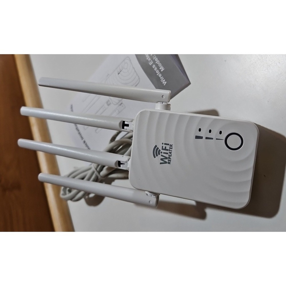 *NEW 200 Mbps Dual-Band Repeater WiFi-754AC High Speed Booster Wide Coverage NIB - Picture 7 of 15
